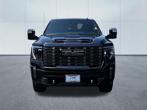 Used 2024 GMC Sierra 2500 Denali Ultimate w/ Max Trailering Package AWD/4WD image 2