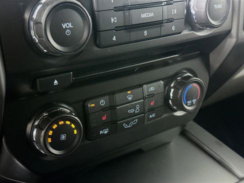 Used 2017 Ford F150 XLT w/ Equipment Group 302A Luxury image 24