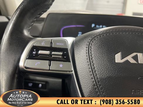 Used 2023 Kia Telluride EX image 35