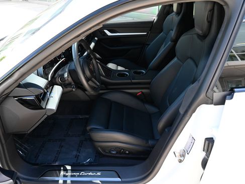 Used 2020 Porsche Taycan Turbo S AWD/4WD image 17
