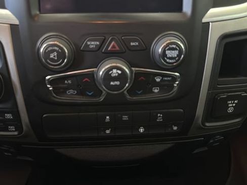 Used 2020 RAM 1500 Warlock AWD/4WD image 11
