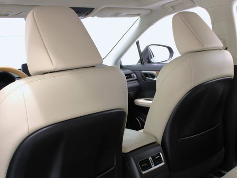 Used 2021 Lexus RX 450h AWD w/ Premium Package image 36