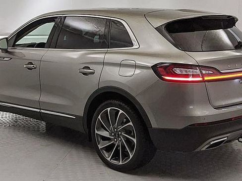 Used 2023 Lincoln Nautilus Reserve w/ Equipment Group 202A AWD/4WD image 4