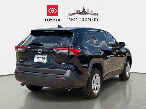 Used 2025 Toyota RAV4 LE FWD image 3