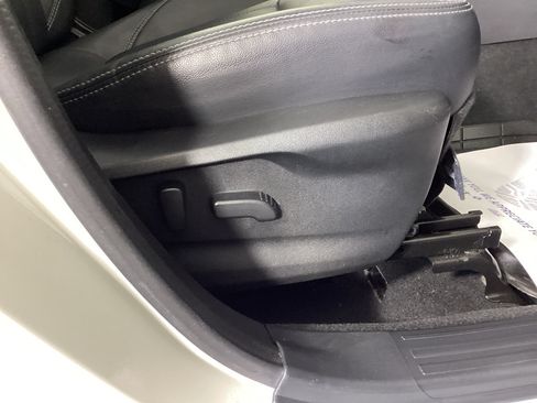 Used 2019 Subaru Forester Touring AWD/4WD image 9