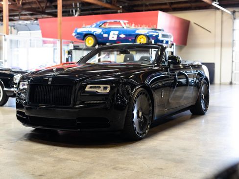 Used 2020 Rolls-Royce Dawn image 6