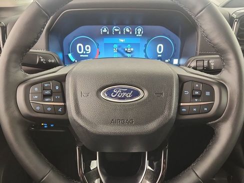 New 2025 Ford Ranger Lariat w/ FX4 Off-Road Package image 26