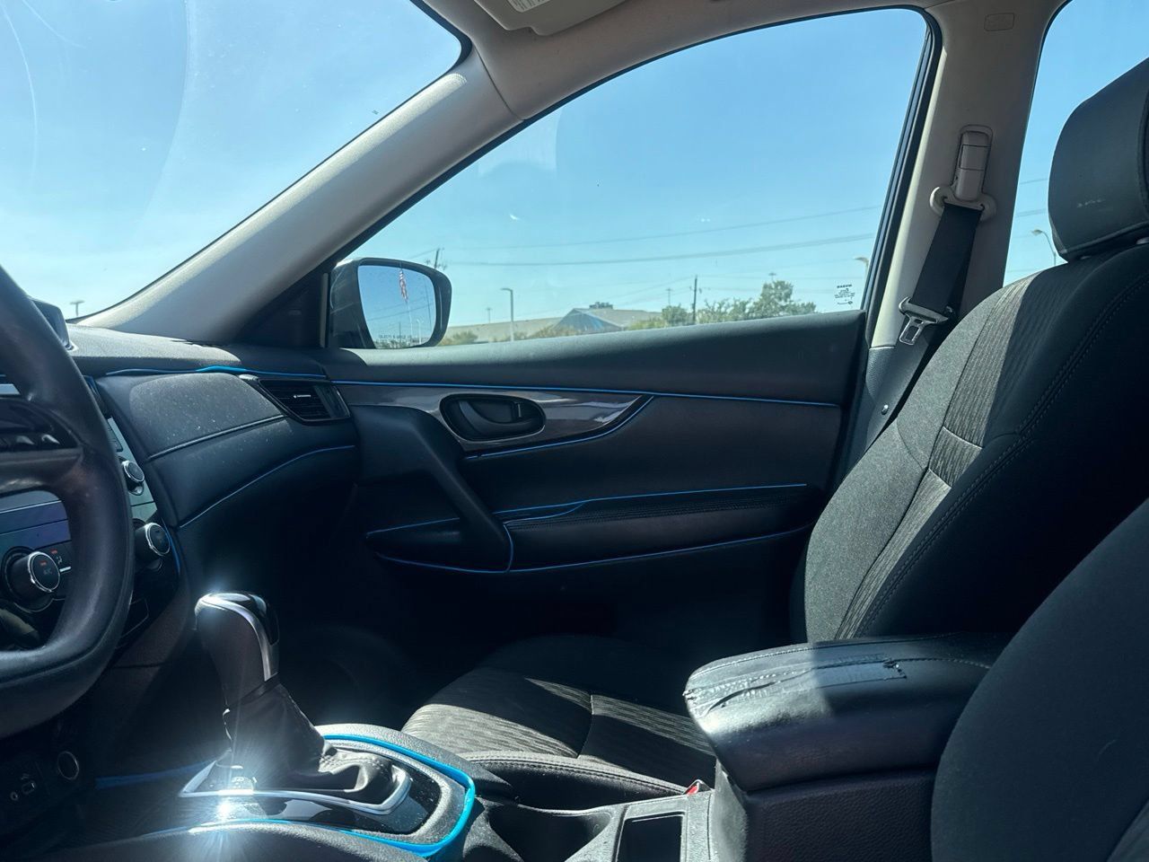 Used 2019 Nissan Rogue S FWD image 39
