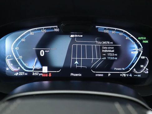 Certified 2023 BMW 530e w/ Premium Package image 35