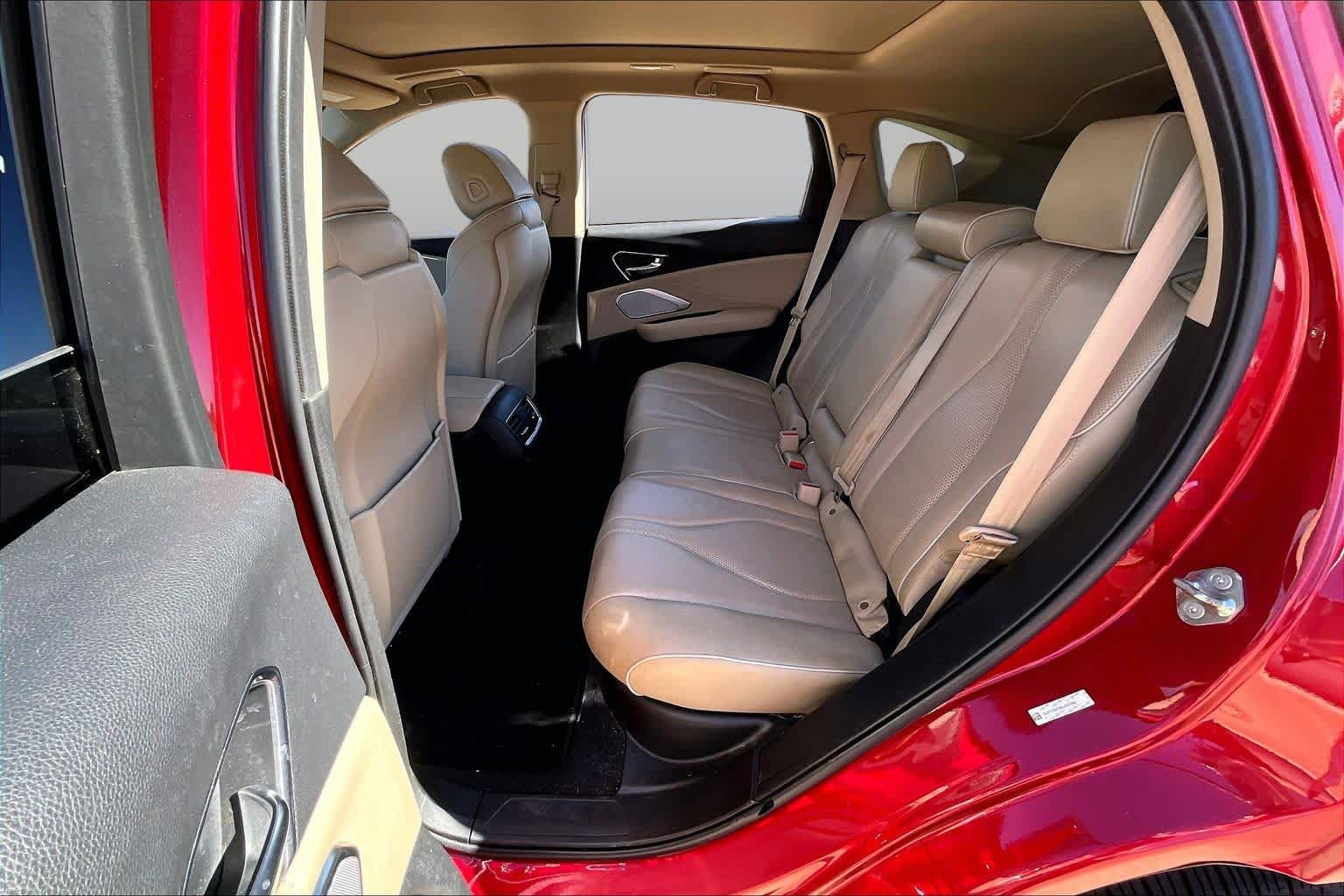 Used 2019 Acura RDX w/ Advance Package AWD/4WD image 18