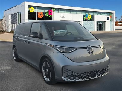New 2025 Volkswagen ID. Buzz Pro S Plus