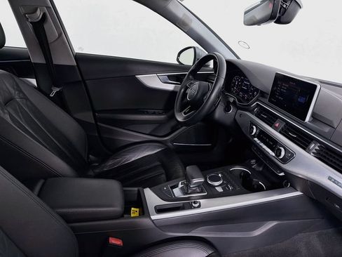 Used 2018 Audi A4 2.0T Premium Plus AWD/4WD image 31