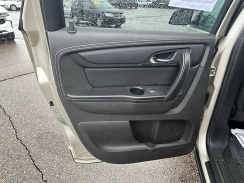 Used 2014 GMC Acadia SLE FWD image 14