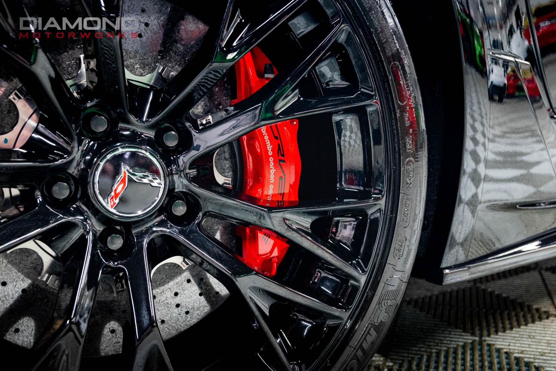 Used 2015 Chevrolet Corvette Z06 w/ 3LZ Preferred Equipment Group RWD image 40