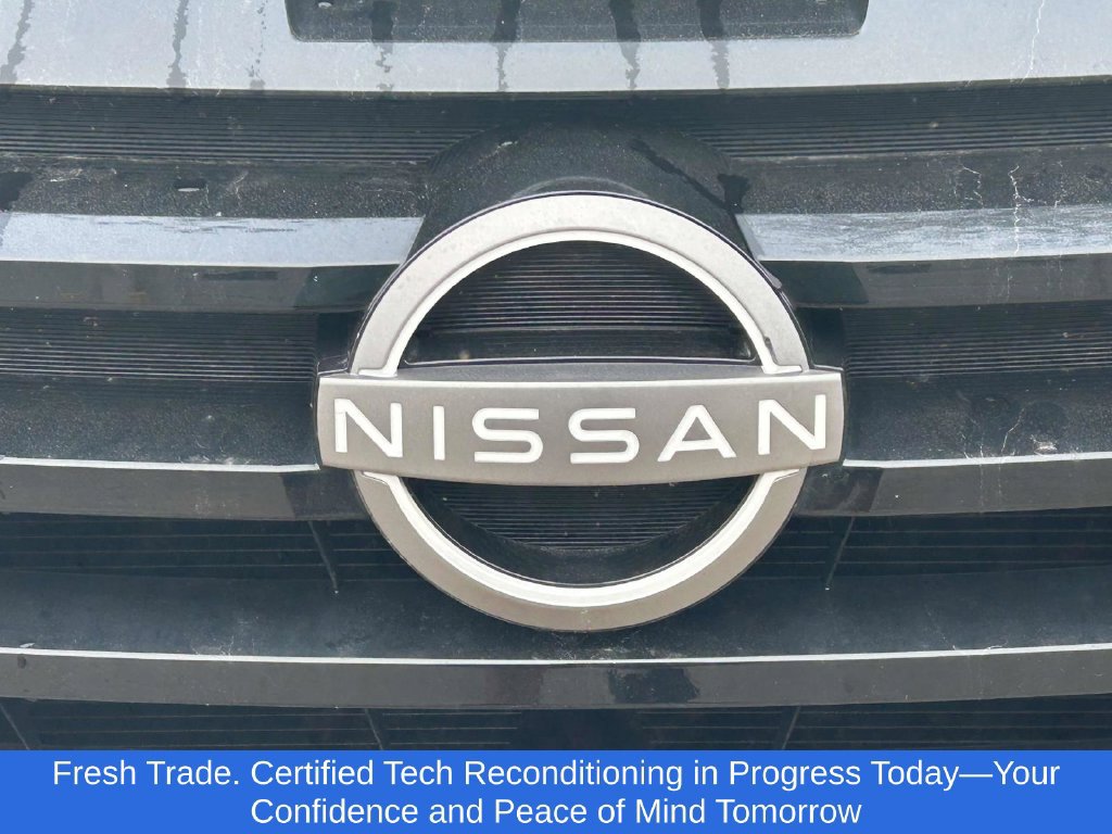 Used 2025 Nissan Pathfinder SV AWD/4WD image 6