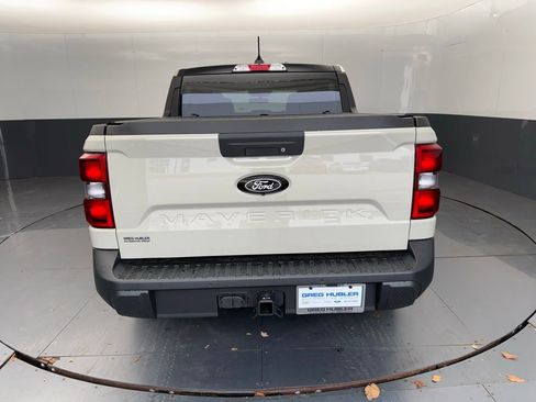 New 2025 Ford Maverick XLT w/ XLT Luxury Package image 11