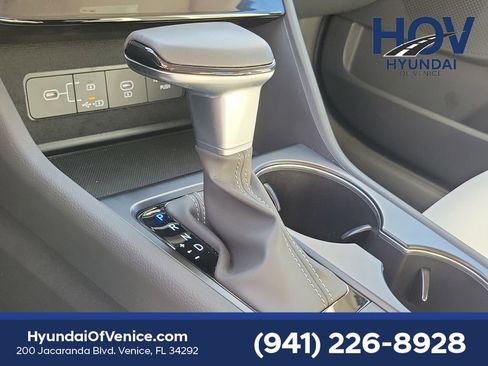 Certified 2025 Hyundai Sonata SE image 32