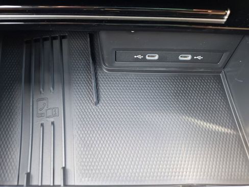 New 2026 Volkswagen Atlas Cross Sport SEL R-Line image 17