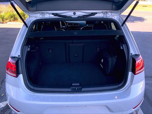 Used 2019 Volkswagen GTI SE w/ SE Experience Package image 33