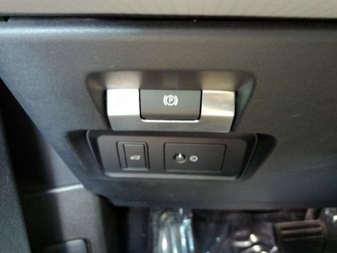Used 2023 Land Rover Range Rover Evoque S AWD/4WD image 37