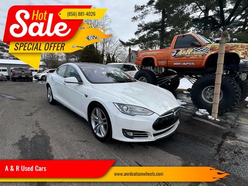 Used 2013 Tesla Model S image 1