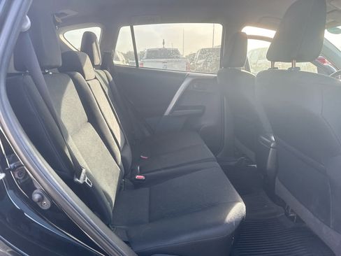 Used 2018 Toyota RAV4 LE w/ All Weather Liner Package FWD image 7