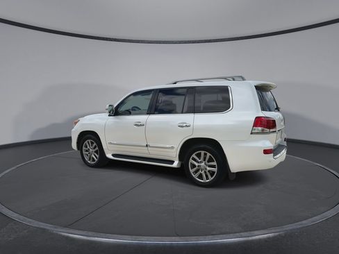 Used 2015 Lexus LX 570 4WD image 6