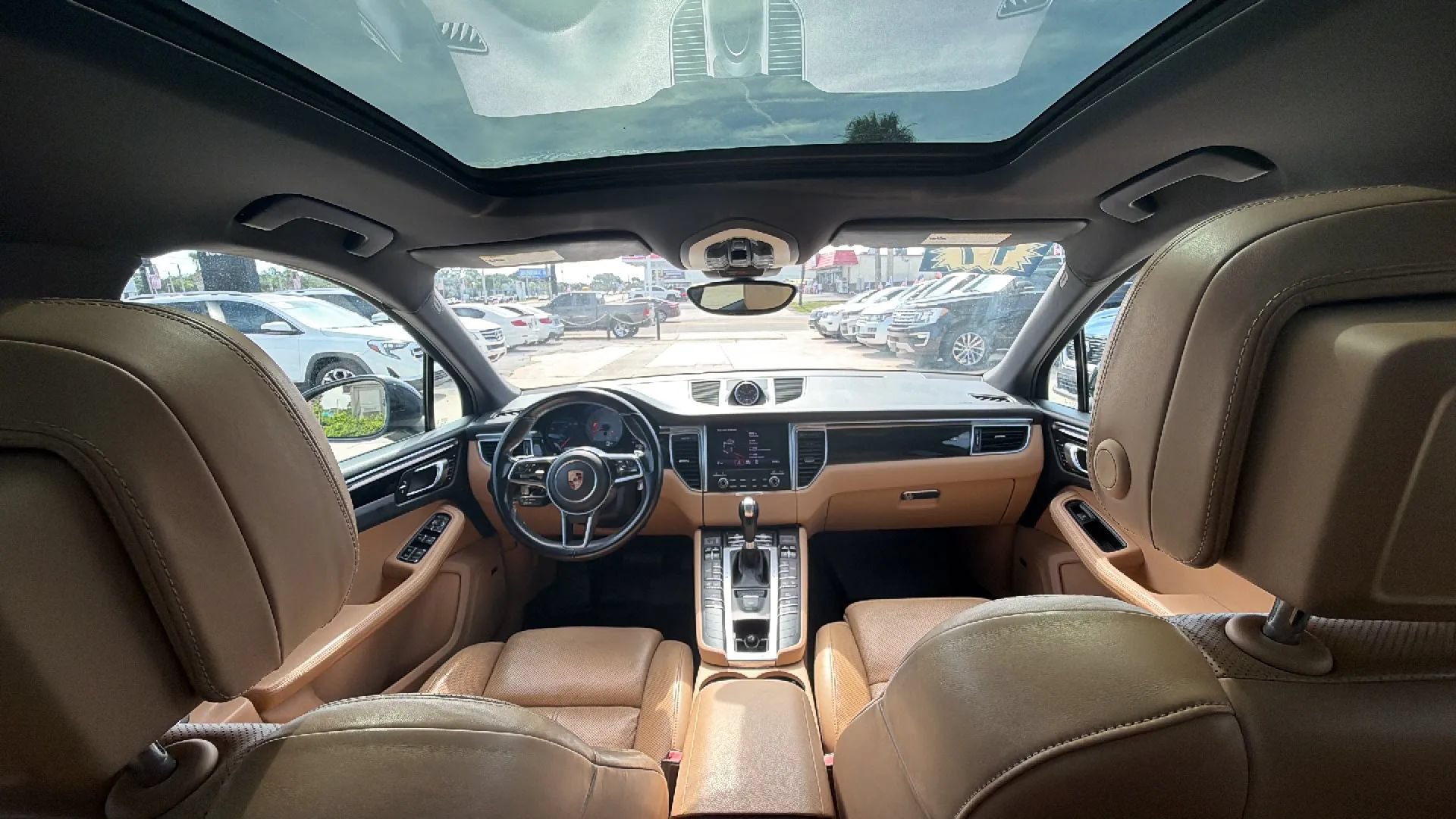 Used 2017 Porsche Macan S AWD/4WD image 9