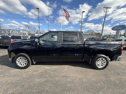 Used 2021 Chevrolet Silverado 1500 LT image 2