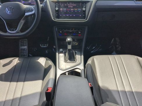 Certified 2023 Volkswagen Tiguan SE R-Line FWD image 14