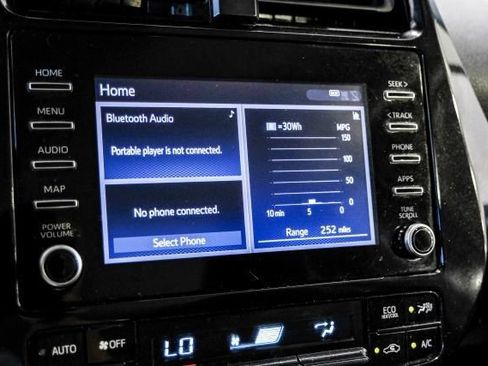 Used 2020 Toyota Prius LE FWD image 26