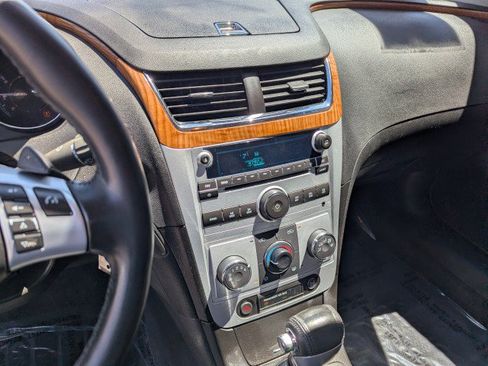 Used 2009 Chevrolet Malibu LT FWD image 19
