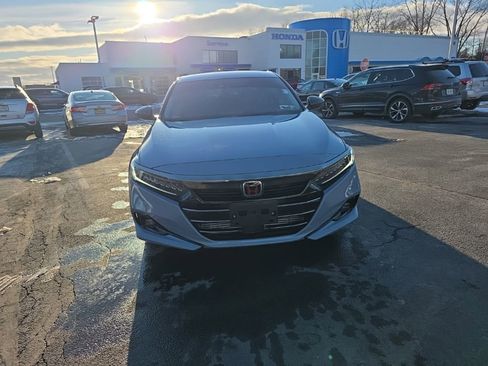 Used 2022 Honda Accord Sport Special Edition image 2