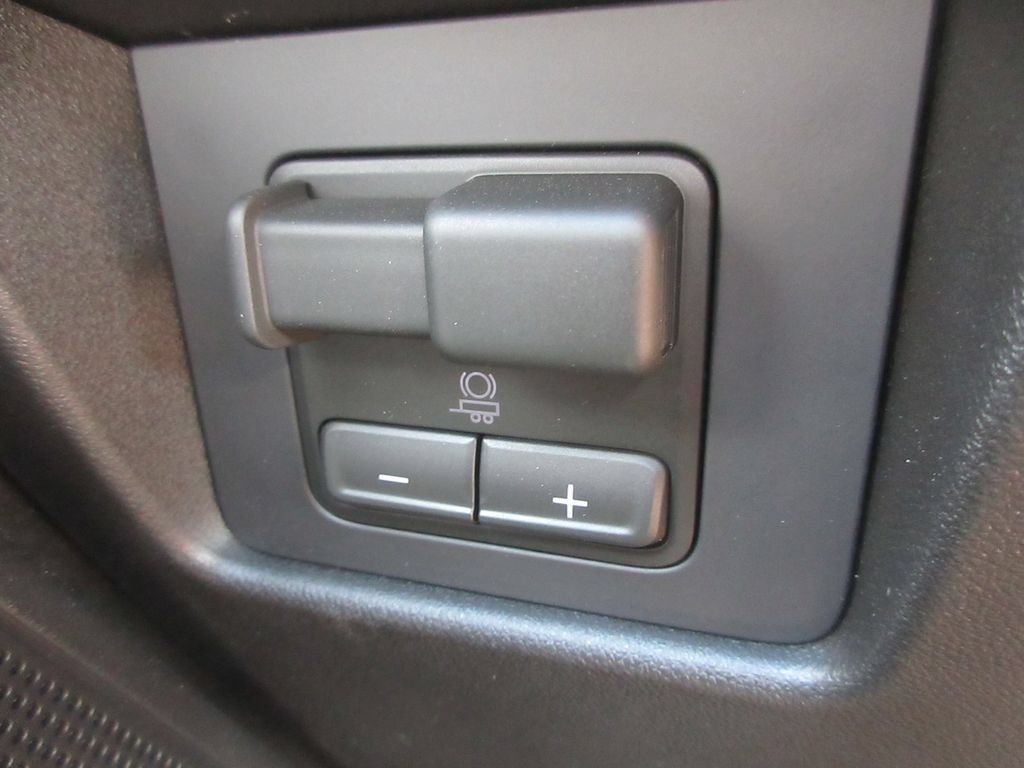 New 2026 GMC Canyon Elevation w/ Convenience Package AWD/4WD image 21