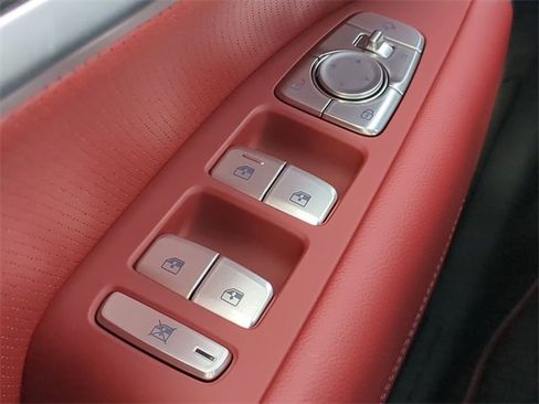 Used 2025 Genesis G70 2.5T w/ Sport Prestige Package image 23