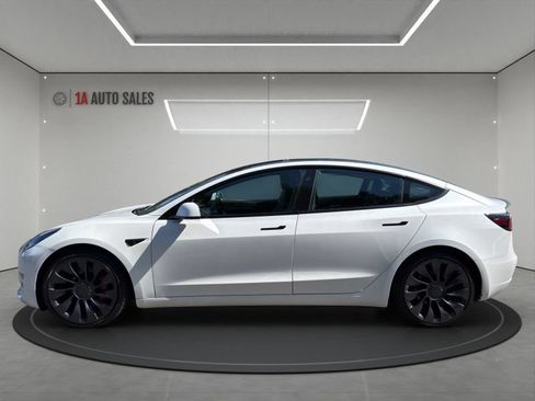 Used 2021 Tesla Model 3 Performance AWD/4WD image 2