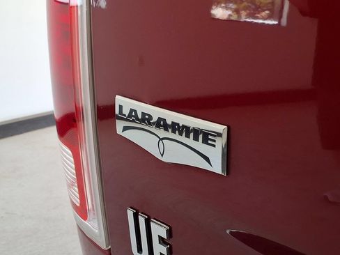 Used 2013 RAM 1500 Laramie w/ Convenience Group AWD/4WD image 20