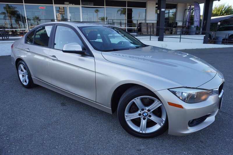 Used 2014 BMW 328i Sedan RWD image 10