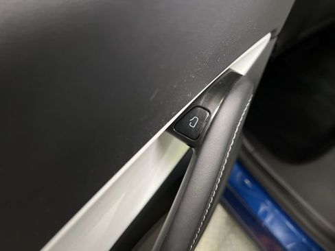 Used 2021 Tesla Model Y Long Range image 47