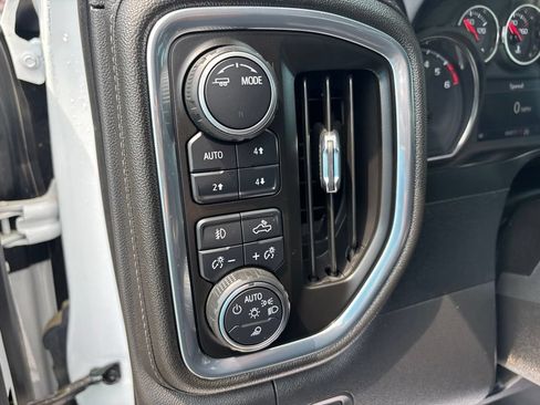 Used 2022 Chevrolet Silverado 1500 RST w/ Safety Package AWD/4WD image 21