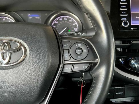 Used 2023 Toyota Camry SE image 22