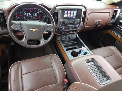 Used 2016 Chevrolet Silverado 2500 High Country w/ Duramax Plus Package image 9