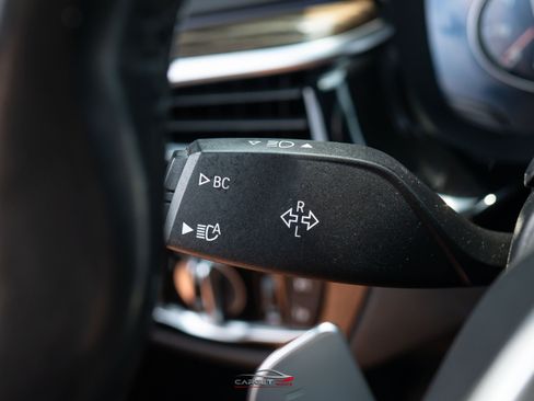 Used 2018 BMW M550i xDrive AWD/4WD image 29