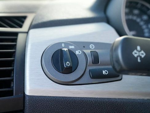 Used 2003 BMW Z4 2.5i image 36