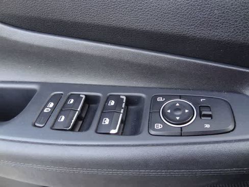 Used 2023 Hyundai Santa Fe SEL FWD image 16