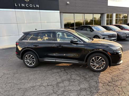 Certified 2022 Lincoln Corsair FWD image 8