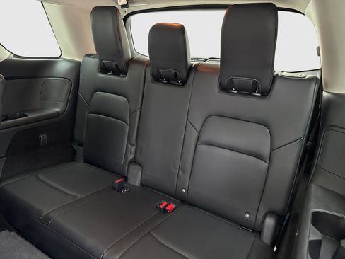 Used 2022 Nissan Pathfinder SL FWD image 39