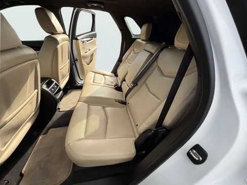 Used 2017 Cadillac XT5 Luxury w/ Driver Awareness Package image 14