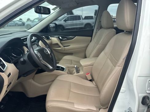 Used 2016 Nissan Rogue SL w/ SL Premium Package AWD/4WD image 9