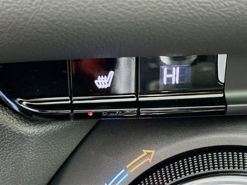 New 2025 Chevrolet Blazer LT w/ Midnight/Sport Edition image 21